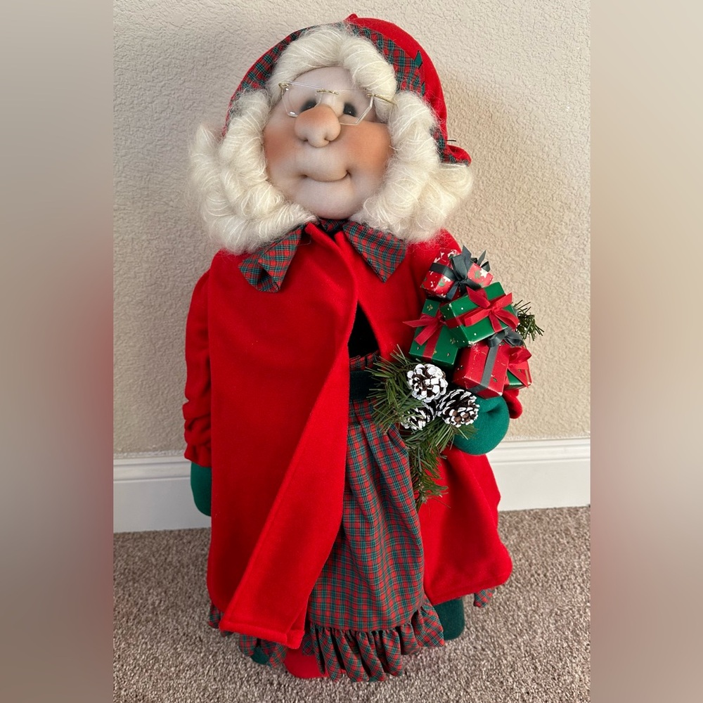 1989 Runzel Volks Original Doll Mrs. Claus by Kandy Weston 30" Figure